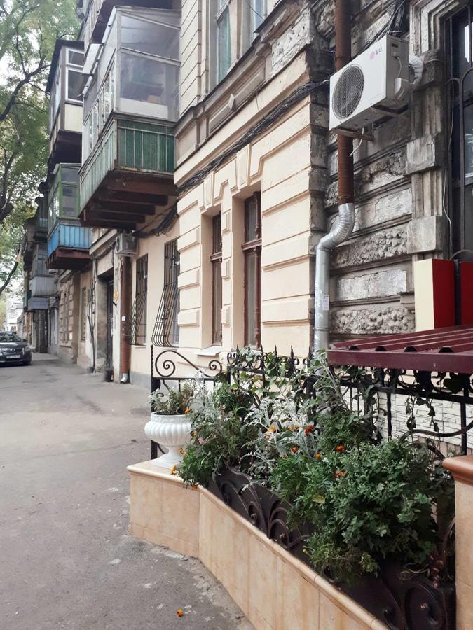 Уютная Квартира На Шмидта 6 Odessa Esterno foto
